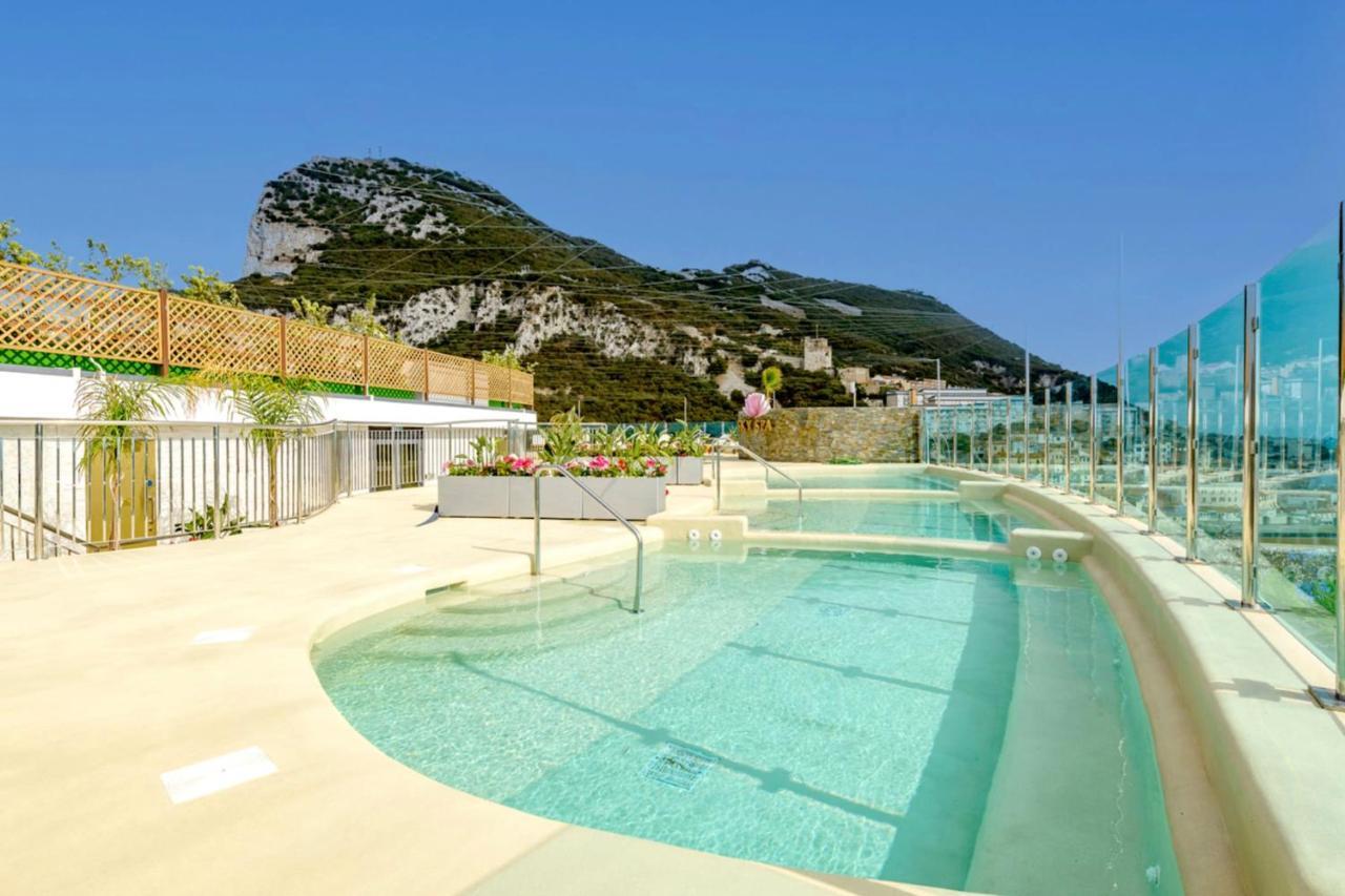 Ocean Spa Suite 11-Hosted By Sweetstay Gibraltar Buitenkant foto